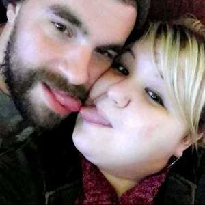 Meet your Posher, Dennis